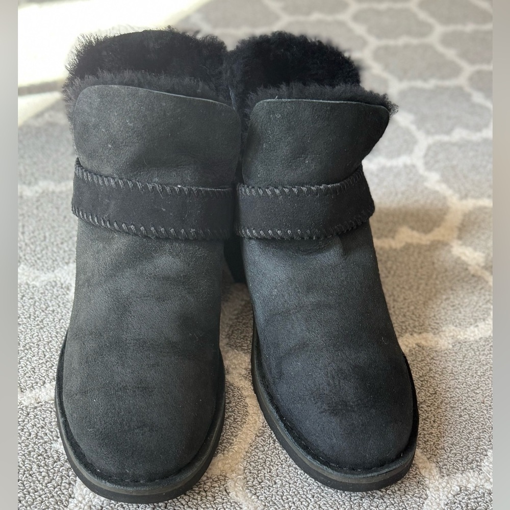 UGG “Western Inspired” Black Ankle Boots with Fur Trim